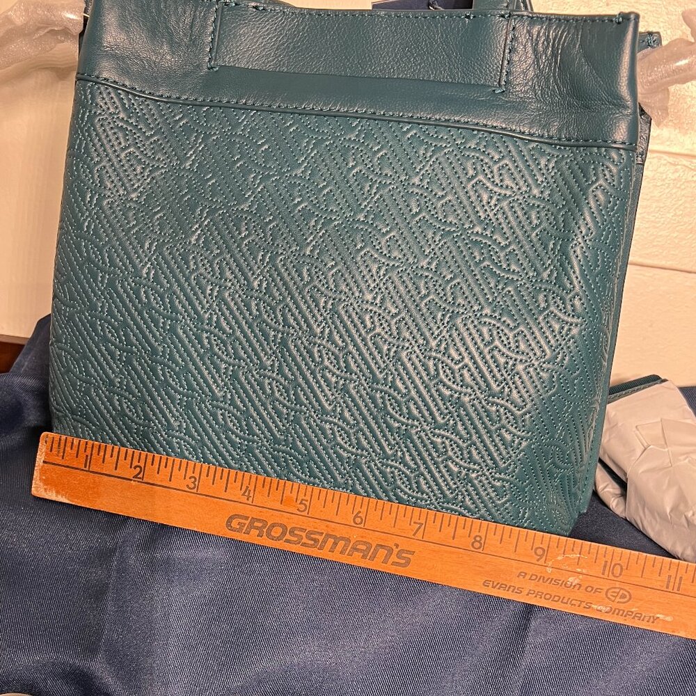 COLE HAAN SMALL BUCKET BAG WITH CROSSBODY STRAP NWT - Picture 8 of 9